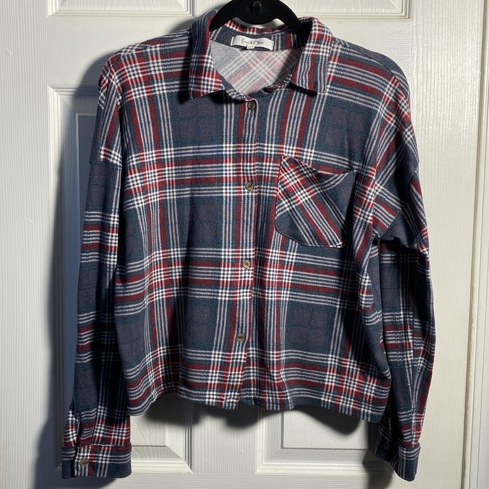 Eden & Olivia Crop Super Soft Flannel Shirt, Large